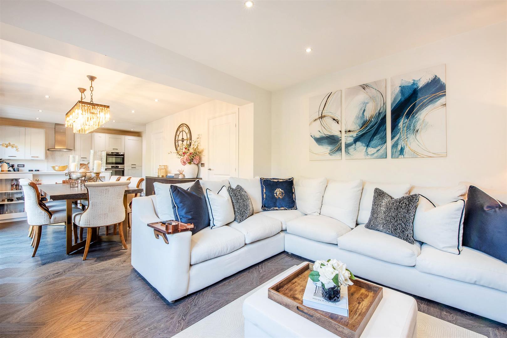 4 bed property in Parkhurst Avenue, Leyland